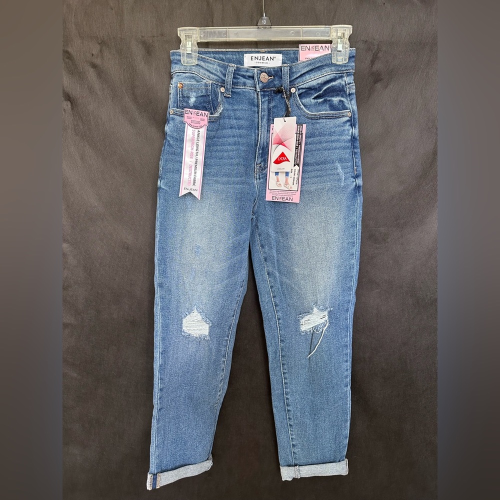 Enjean high rise boyfriend ankle jeans